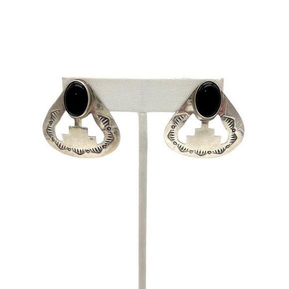 M Begay SIGNED Navajo Vintage Black Onyx Stamped Sterling Silver Post Earrings - Picture 1 of 11